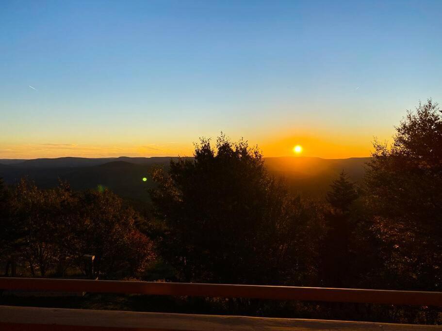 202D Summit - Completely Remodeled Modern Condo In Summit! Snowshoe Exterior photo